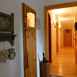 Apartamento Gemuetliche Alpenwohnung In *